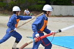 写真:操法大会の様子