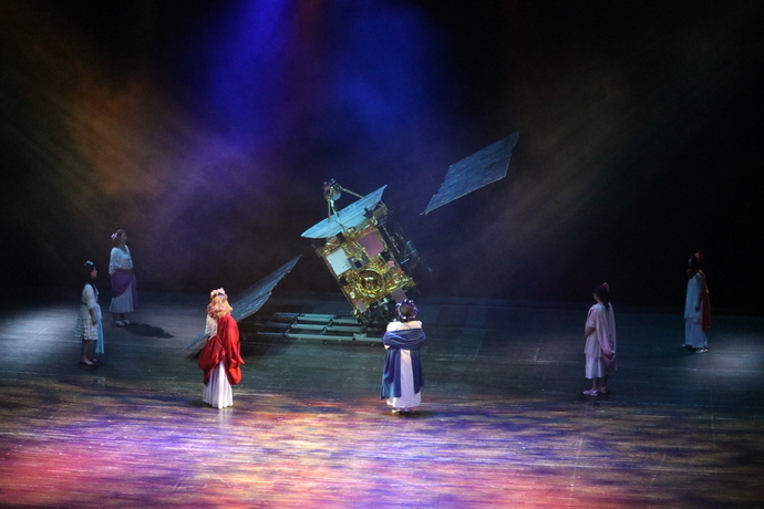写真:第2部 演劇